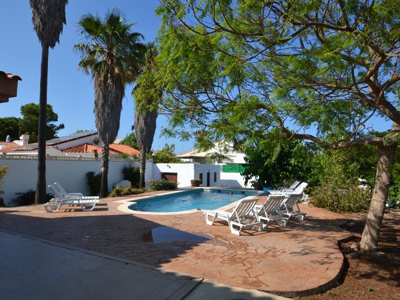 Villa Benifer with big privat pool and garden at Riumar - Spain in Riumar-Deltebre