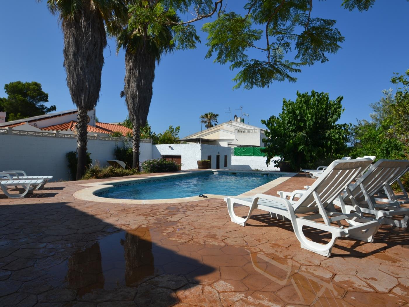 Villa Benifer con gran piscina privada y jardin en Riumar, Costa Dorada en Riumar-Deltebre