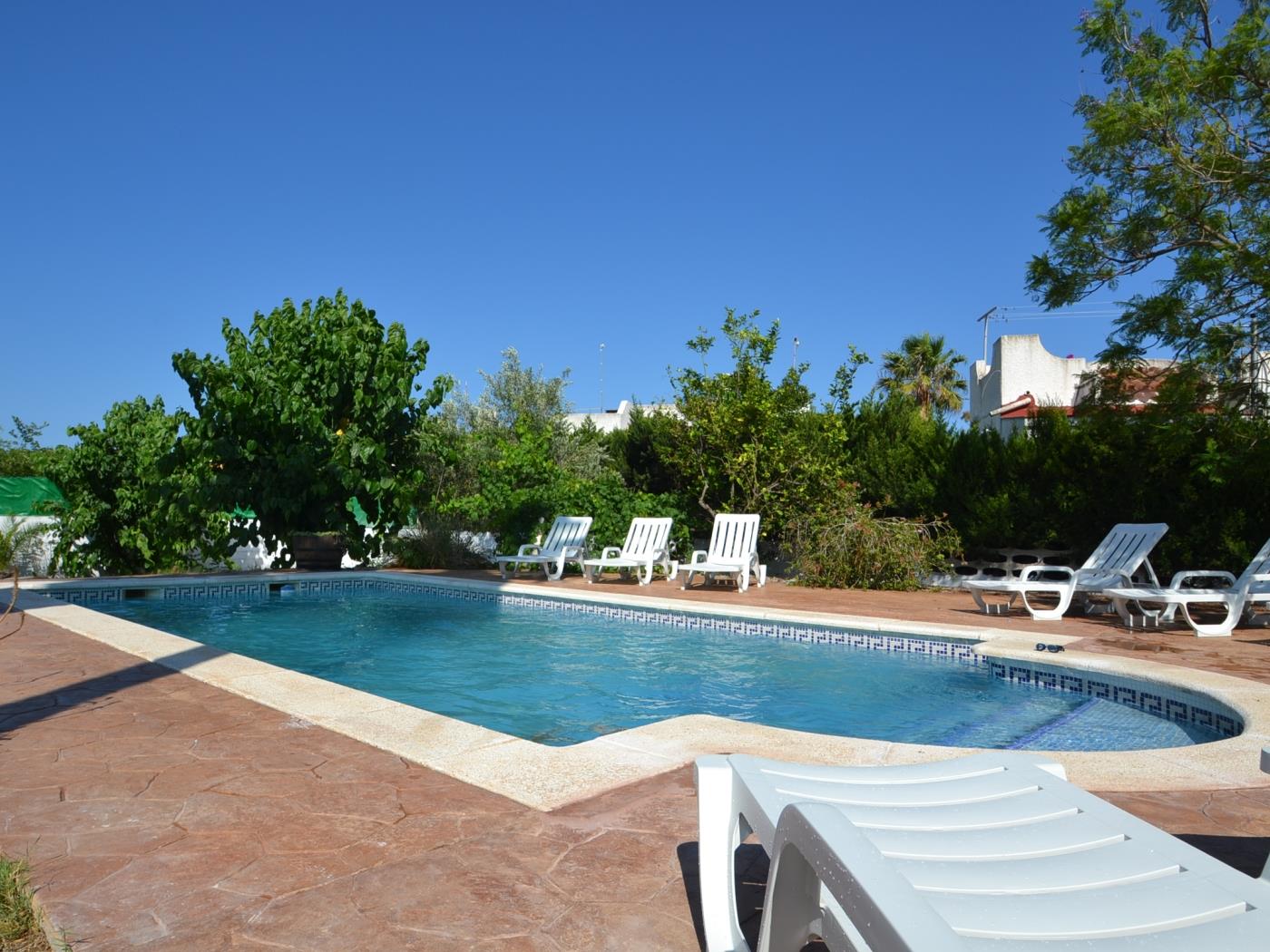 Villa Benifer with big privat pool and garden at Riumar - Spain in Riumar-Deltebre