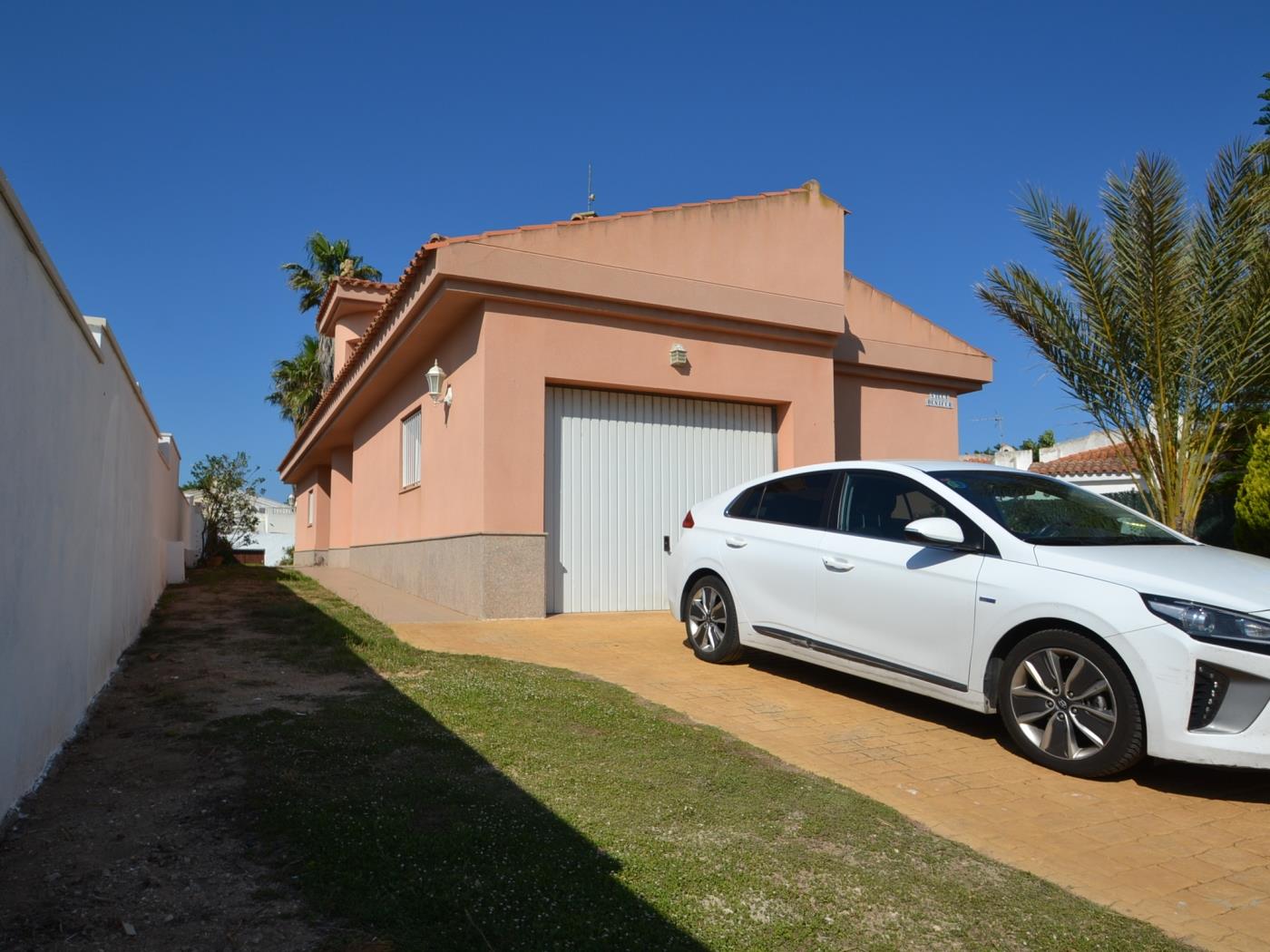 Villa Benifer con gran piscina privada y jardin en Riumar, Costa Dorada en Riumar-Deltebre