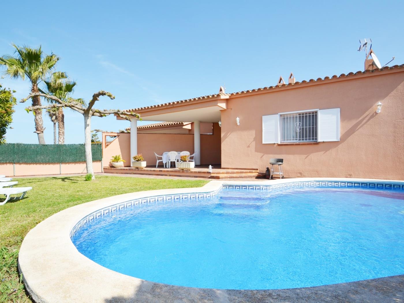 Casa Andrea con piscina privada en Riumar Deltebre