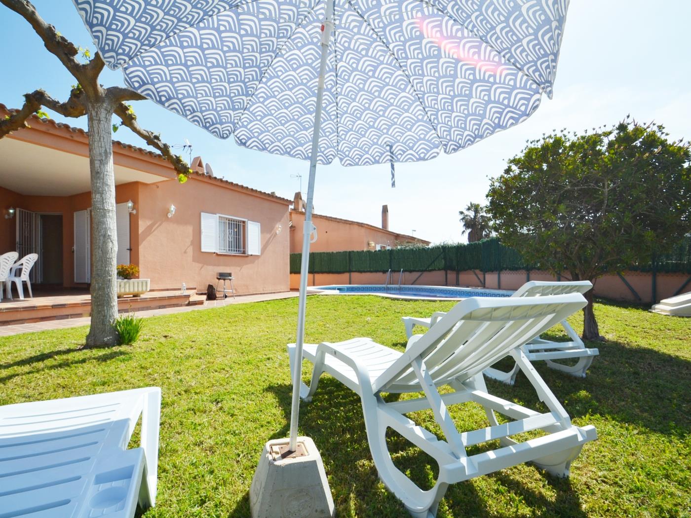 Casa Andrea con piscina privada en Riumar Deltebre