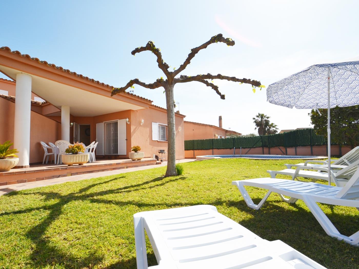 Casa Andrea con piscina privada en Riumar Deltebre