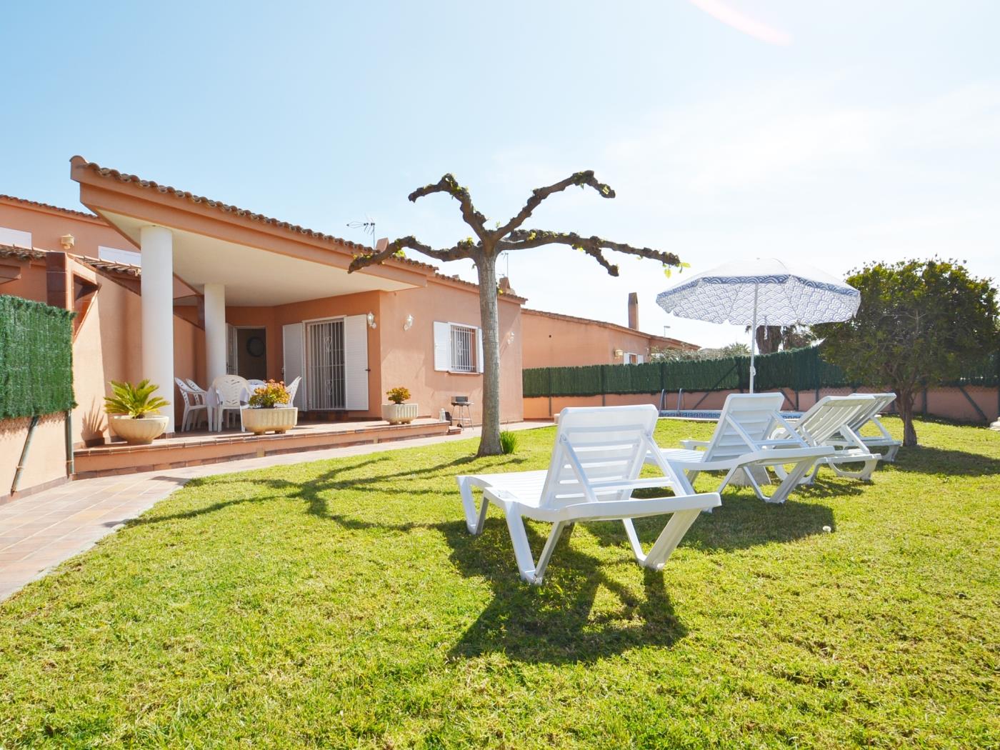 Casa Andrea con piscina privada en Riumar Deltebre