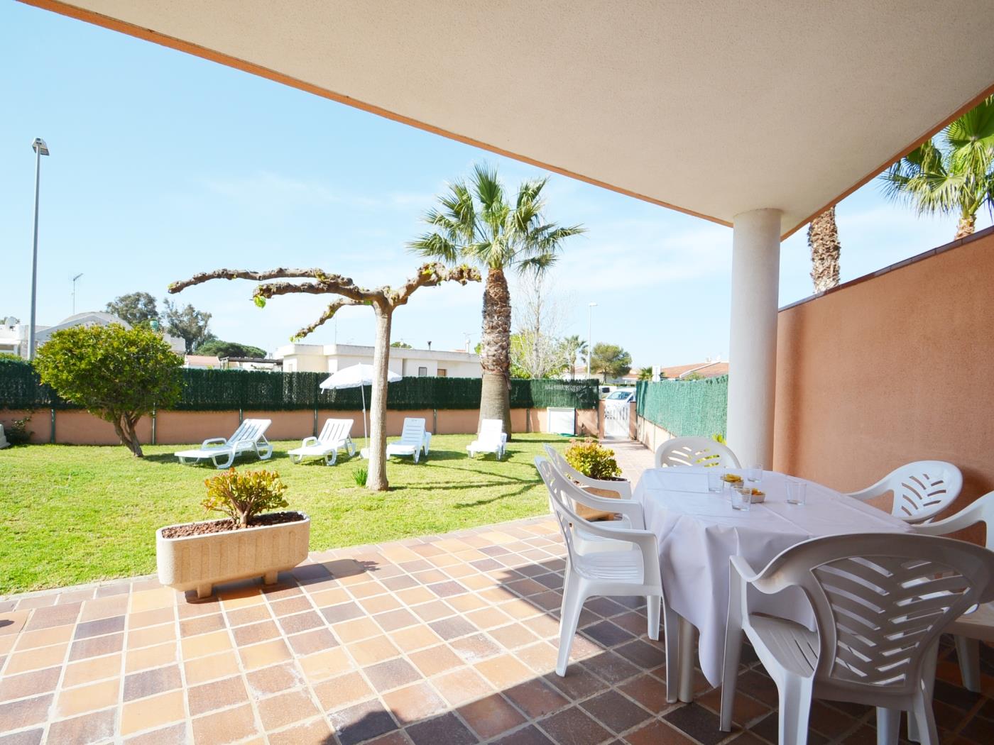 Casa Andrea con piscina privada en Riumar Deltebre