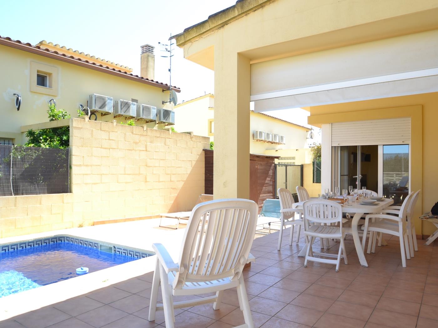 Casa Blaumar para 8-10 persones amb piscina privada a Riumar Deltebre