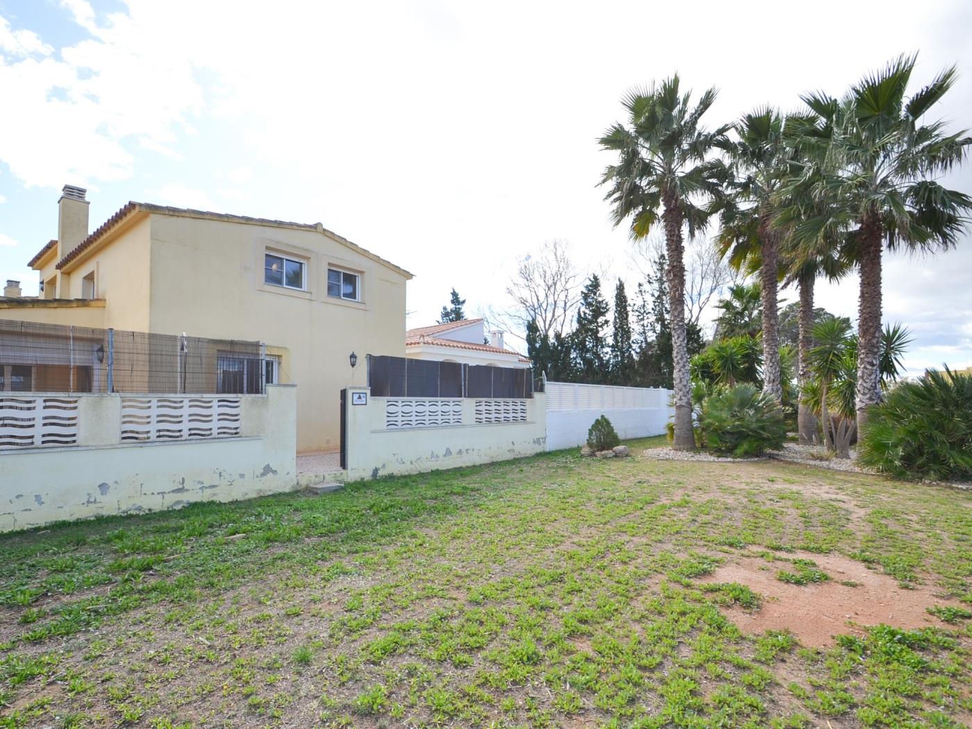 Casa Blaumar pour 6 personnes avec la piscine privée à Riumar à Riumar Deltebre