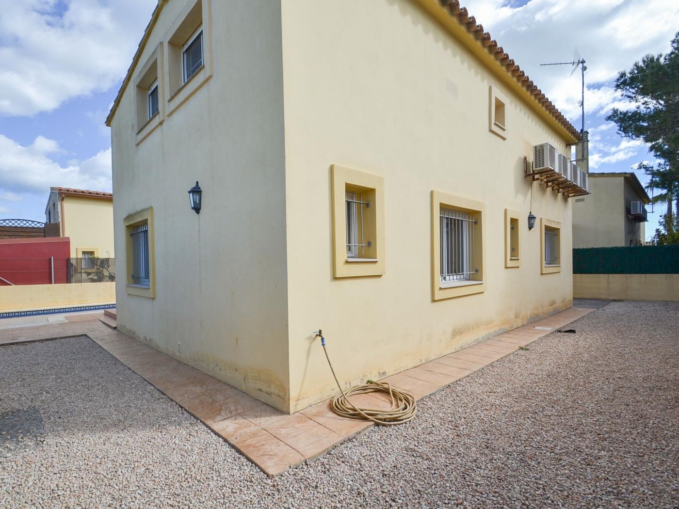 Casa Blaumar pour 6 personnes avec la piscine privée à Riumar à Riumar Deltebre