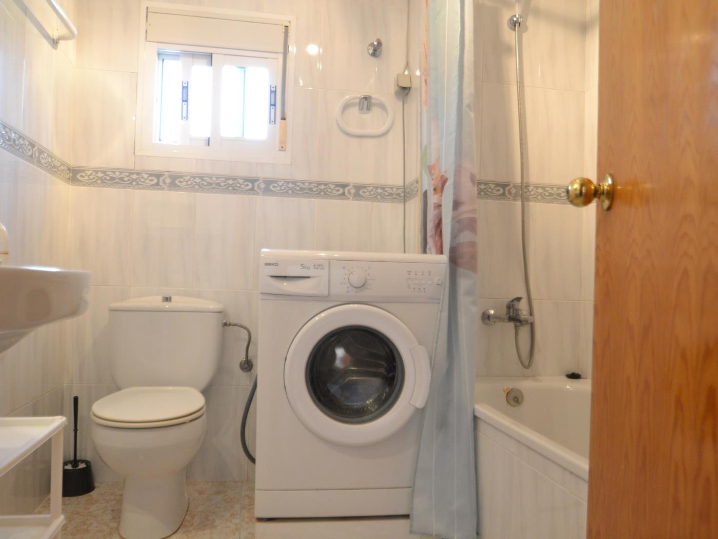 Casa Viva con piscina privada para 4/5 personas (sin apartamento) en Riumar Deltebre
