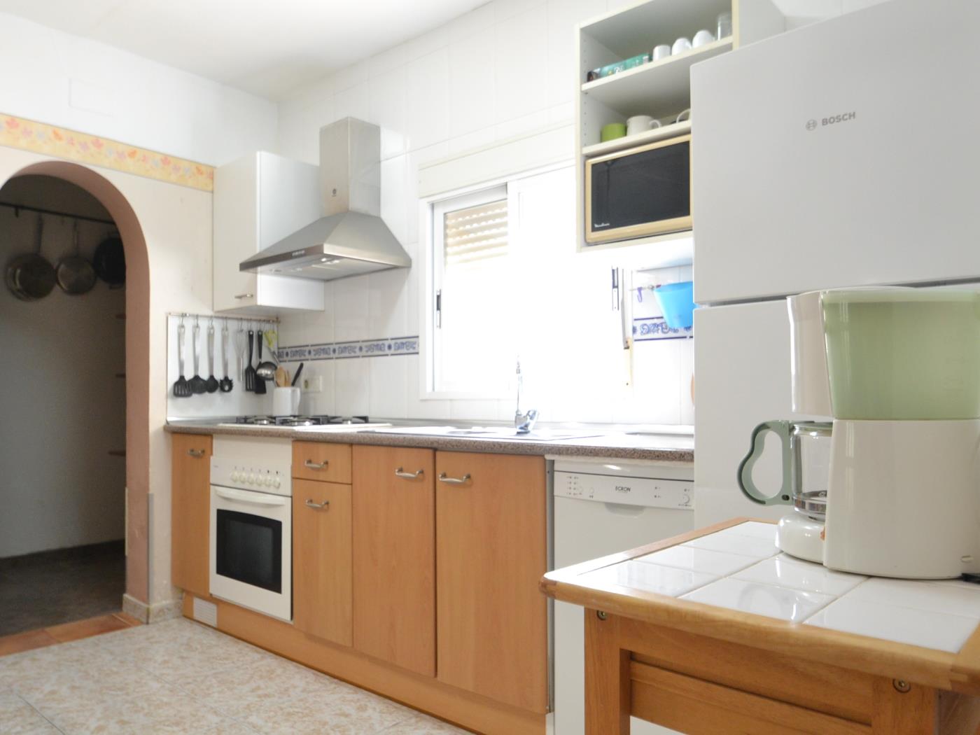 Casa Viva con piscina privada para 4/5 personas (sin apartamento) en Riumar Deltebre