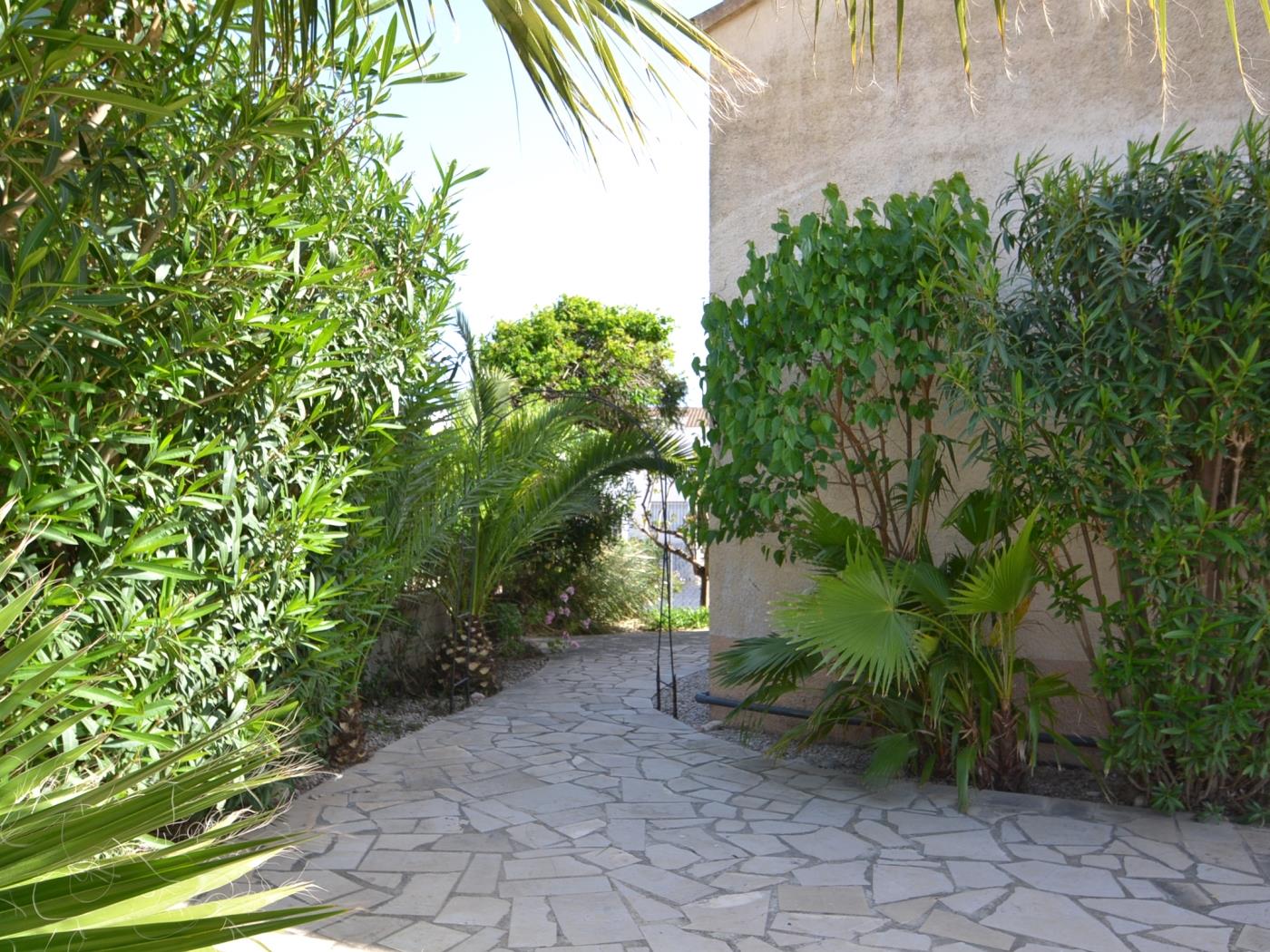 Casa Viva con piscina privada para 4/5 personas (sin apartamento) en Riumar Deltebre