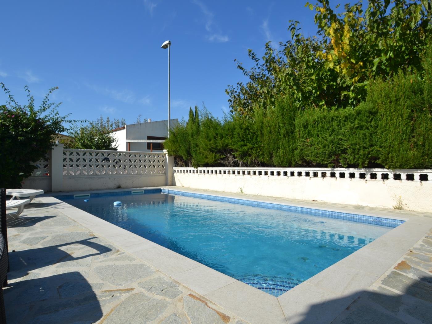 Casa Olivera con piscina privada en Riumar, Costa Dorada en RIUMAR-DELTEBRE