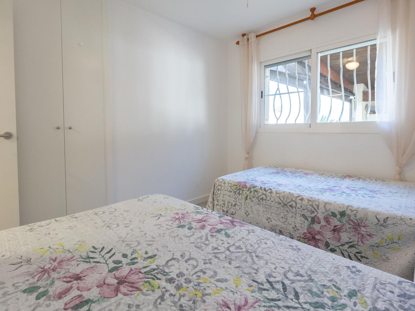 Casa Marquesa con piscina privada en Riumar Deltebre