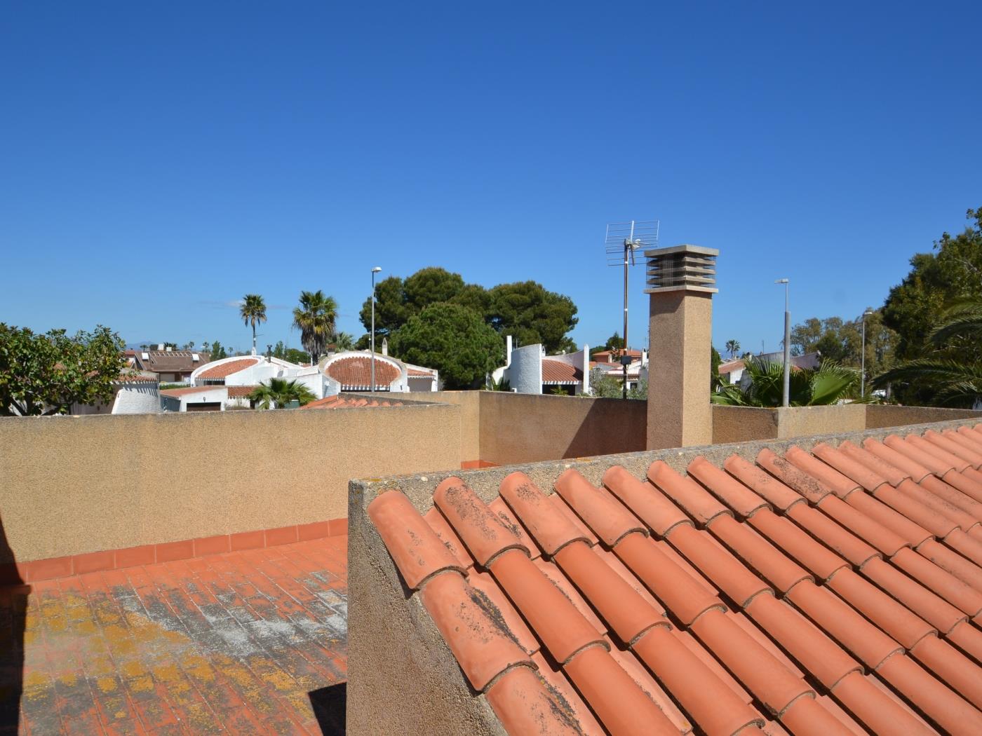 Casa BUDA con piscina privada en Riumar Deltebre