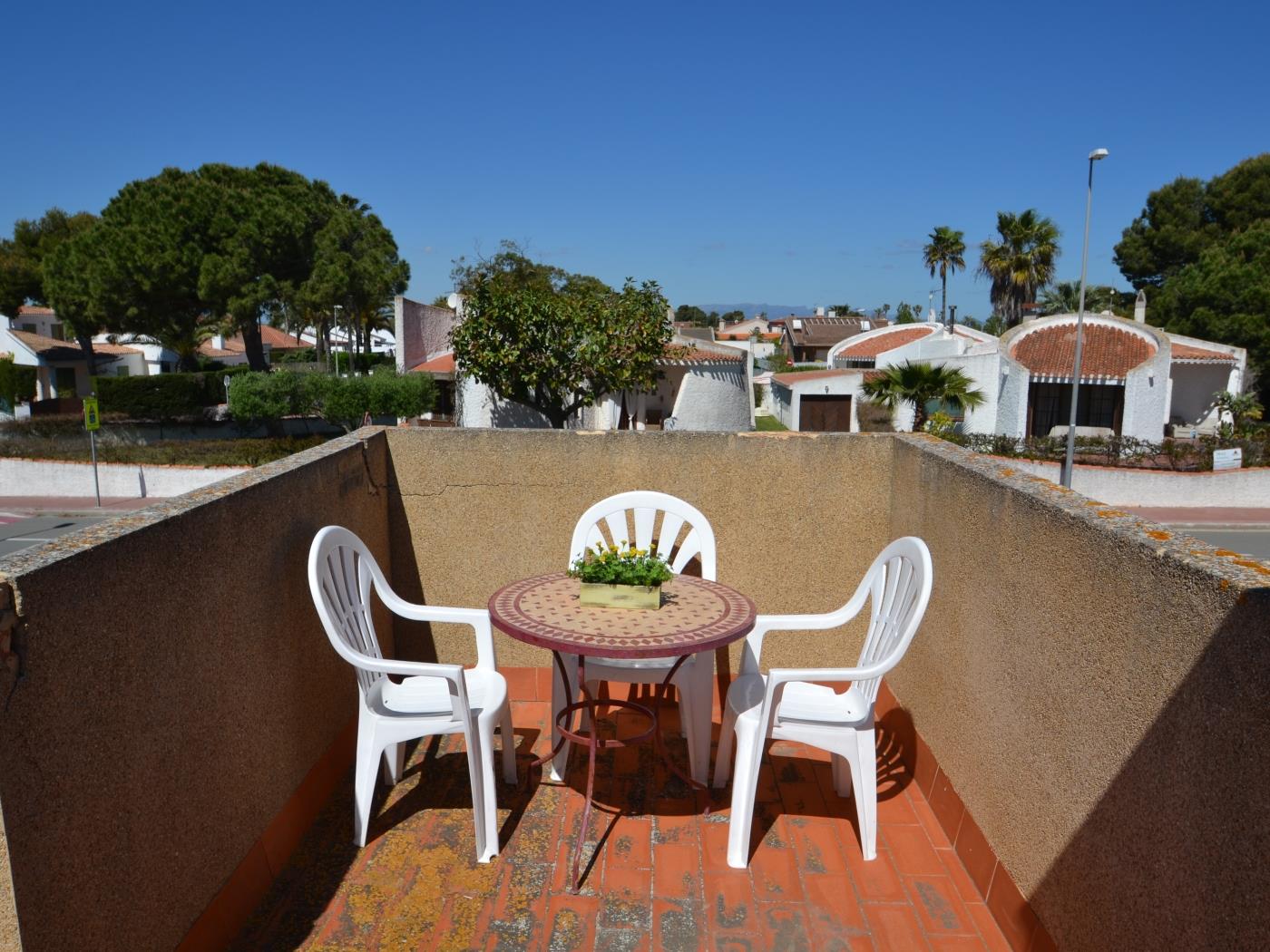 Casa BUDA con piscina privada en Riumar Deltebre