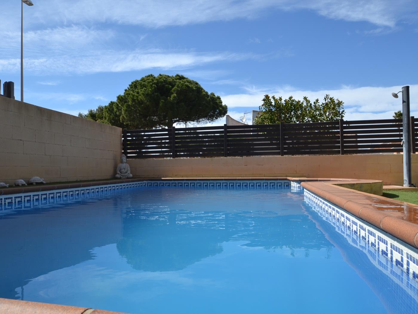 Casa BUDA con piscina privada en Riumar Deltebre