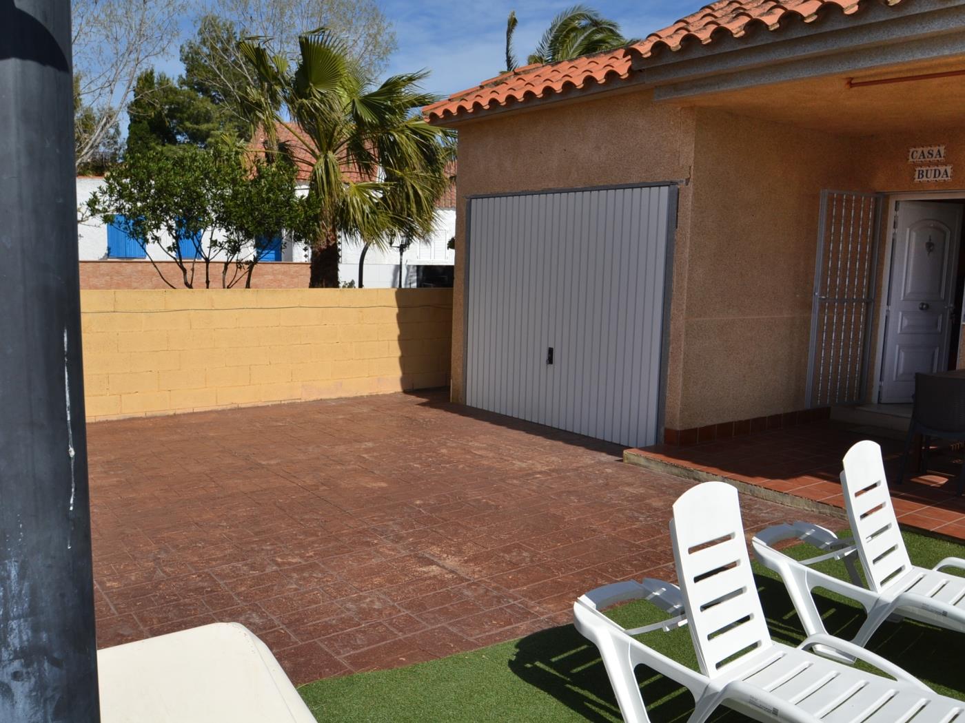 Casa BUDA con piscina privada en Riumar Deltebre