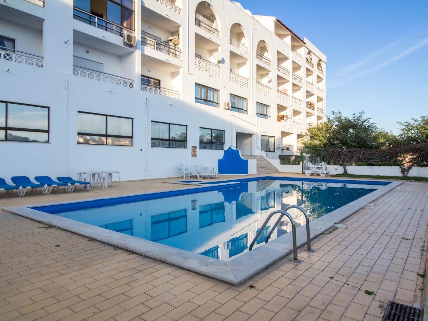 Central Apartment | Pool and Sea View & Albufeira Center em Albufeira