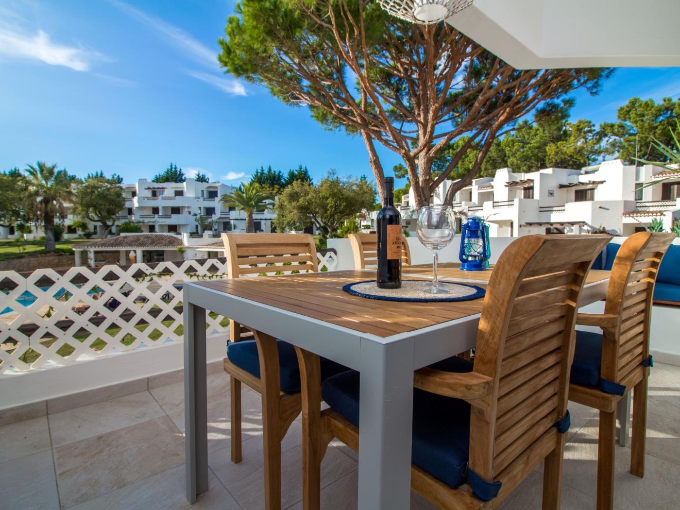 Beach House Apartment| Luxurious & Pool View & Golf & Tennis Court en Albufeira