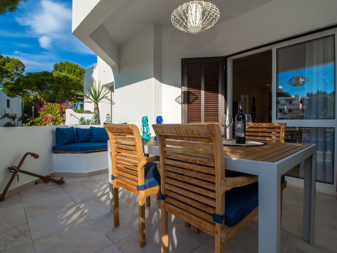 Beach House Apartment| Luxurious & Pool View & Golf & Tennis Court em Albufeira