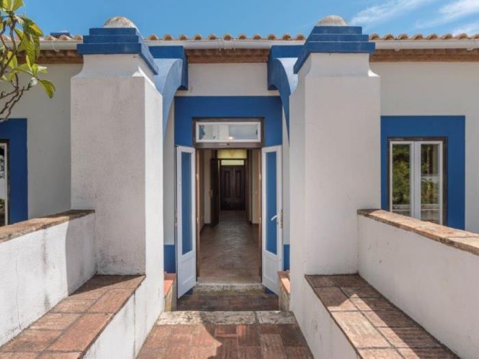 Villa Senhorial | Palace XIX & Privacy & Beach & Albufeira Old Town em Albufeira