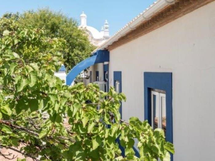 Villa Senhorial | Palace XIX & Privacy & Beach & Albufeira Old Town in Albufeira