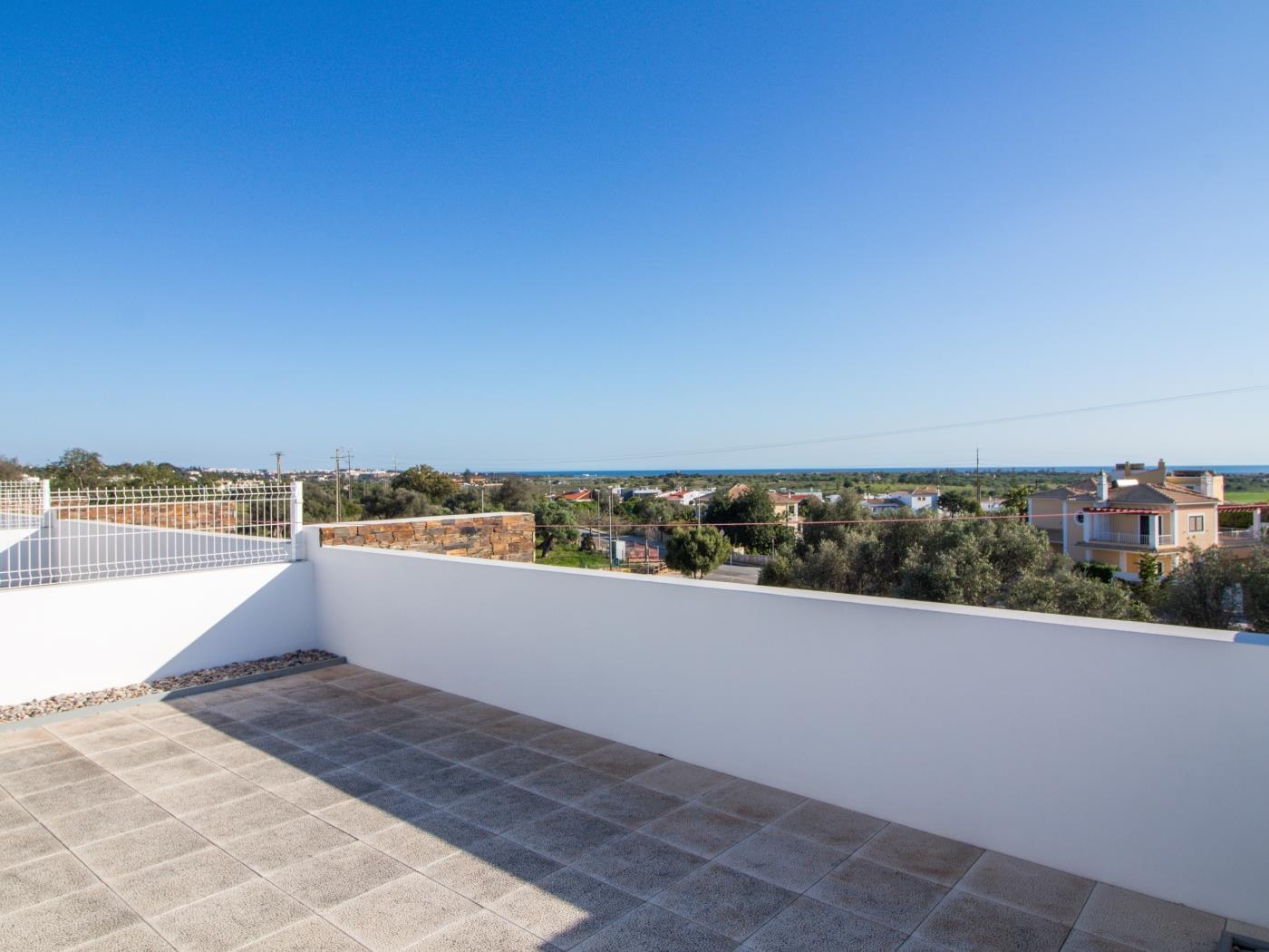 Mamma Mia House | Sea View & Pool and Garden & BBQ in Silves