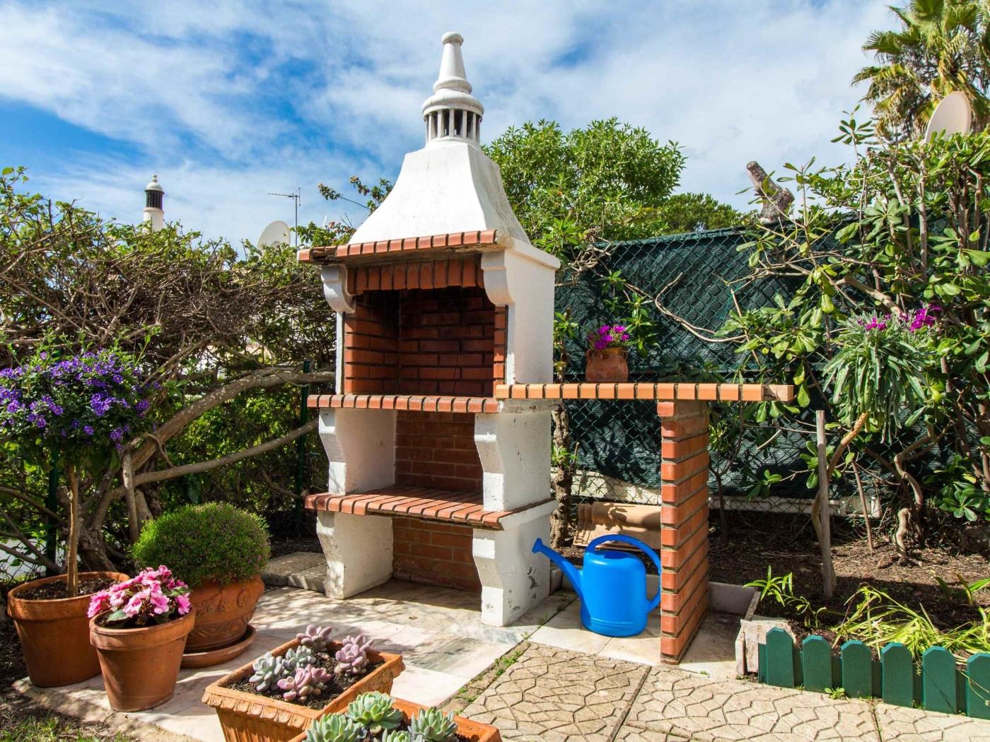 Algarve Sun House | Pool & BBQ & Privat Garden à Albufeira