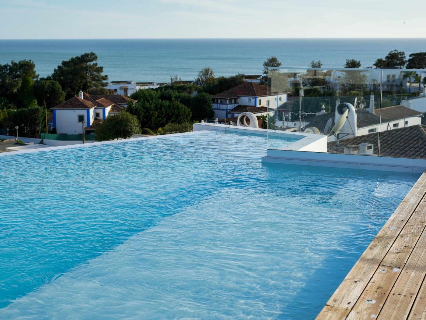 Panoramic N Apartment | Rooftop Pool & Sea View & Garage & BBQ em Albufeira