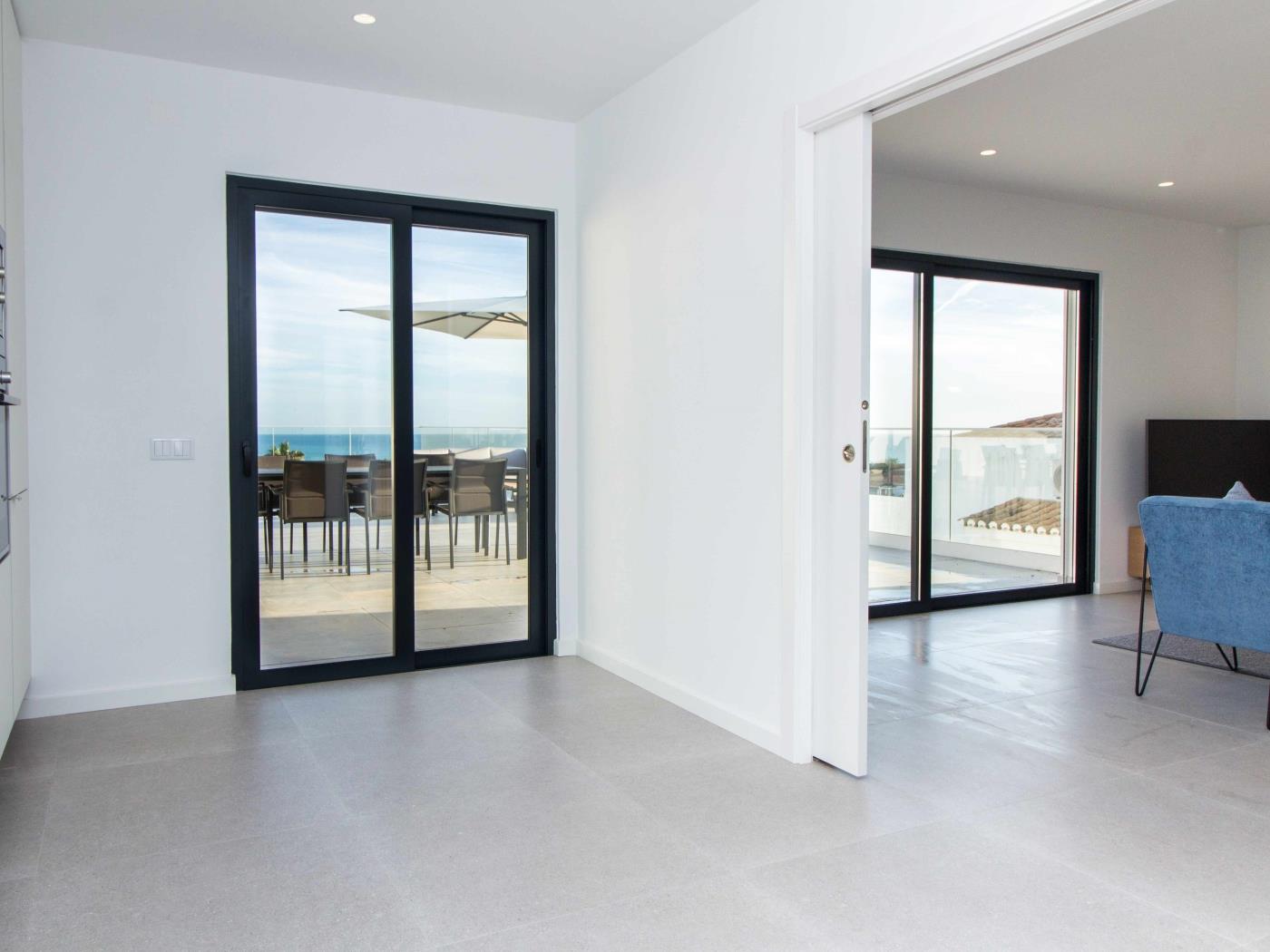 Panoramic N Apartment | Rooftop Pool & Sea View & Garage & BBQ in Albufeira