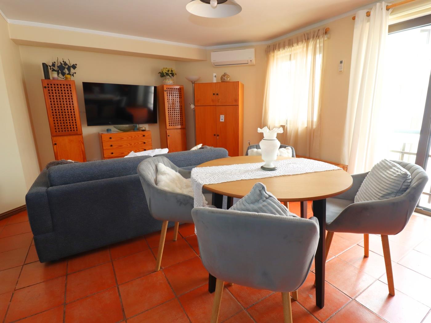 Vilamoura Marina Apartment | Pool & Near International Marina of Vilamoura em Quarteira