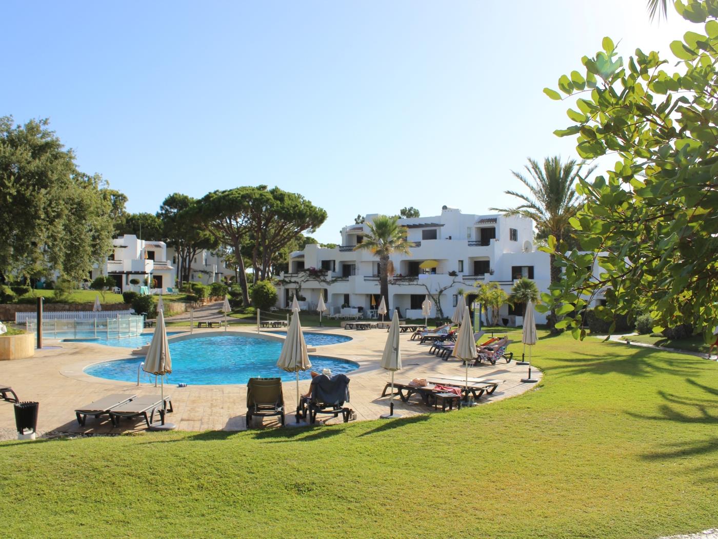 Garden House Apartment | Luxurious & 6 Pools & Golf & Tennis Court em Albufeira