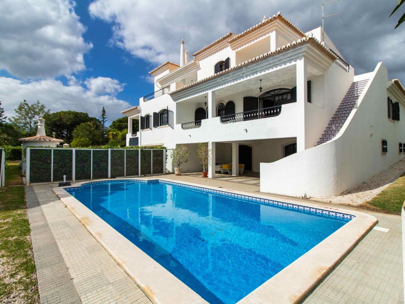 Villa Irene Golf | Privat Heated Pool & Games Room en Quarteira