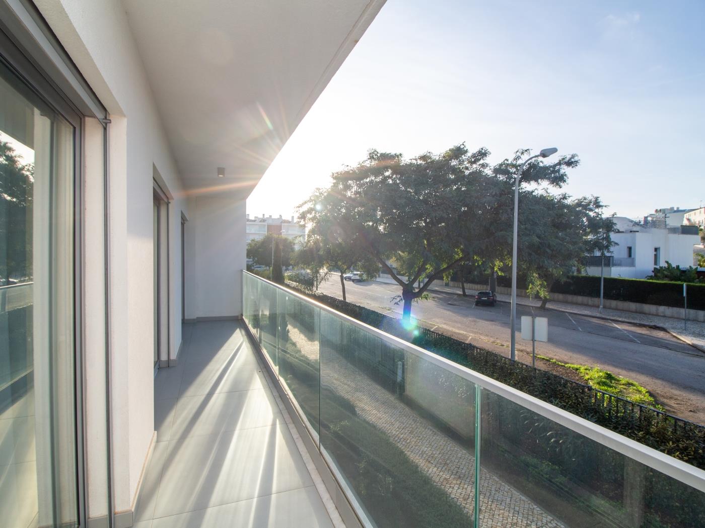 Green 3 Apartment | Luxurious & Playground & Garage in Albufeira