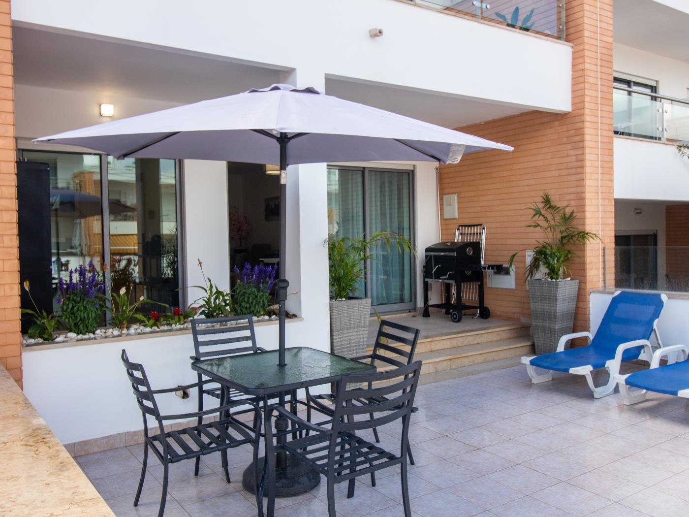 White 62 House | Private Terrace & Albufeira en Albufeira