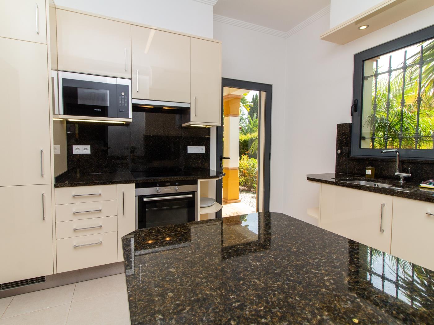 BREVEMENTE - Casa Esperança | Privat Pool em Albufeira