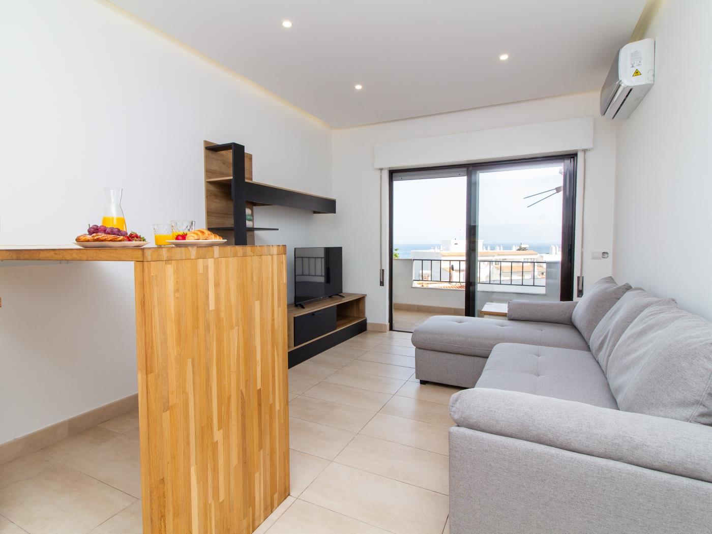 Neptuno Apartment | Sea View & Pool & Top Location en Albufeira