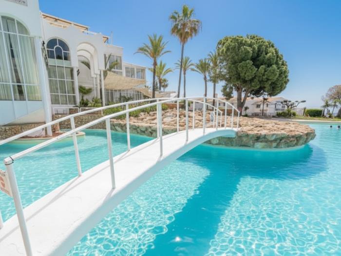 Apartamento Cathari, Ferienunterkunft mit Meerblick in Nerja