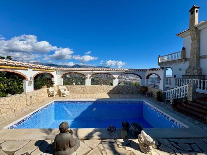 Casa Angelo, Ferienunterkunft mit Meerblick in Nerja
