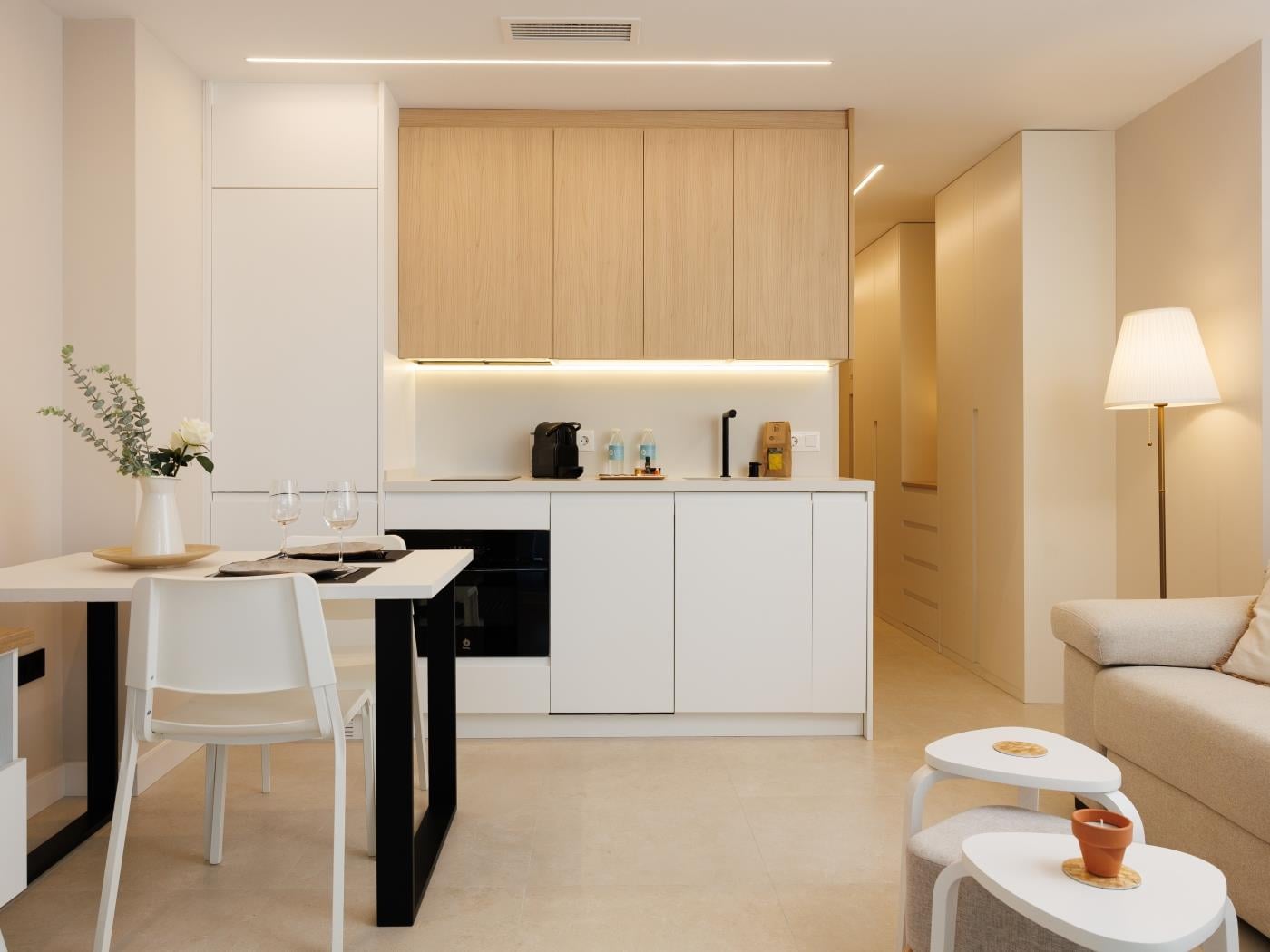 Banús Medina Garden modern 1 bedroom apartment with terrace and pool