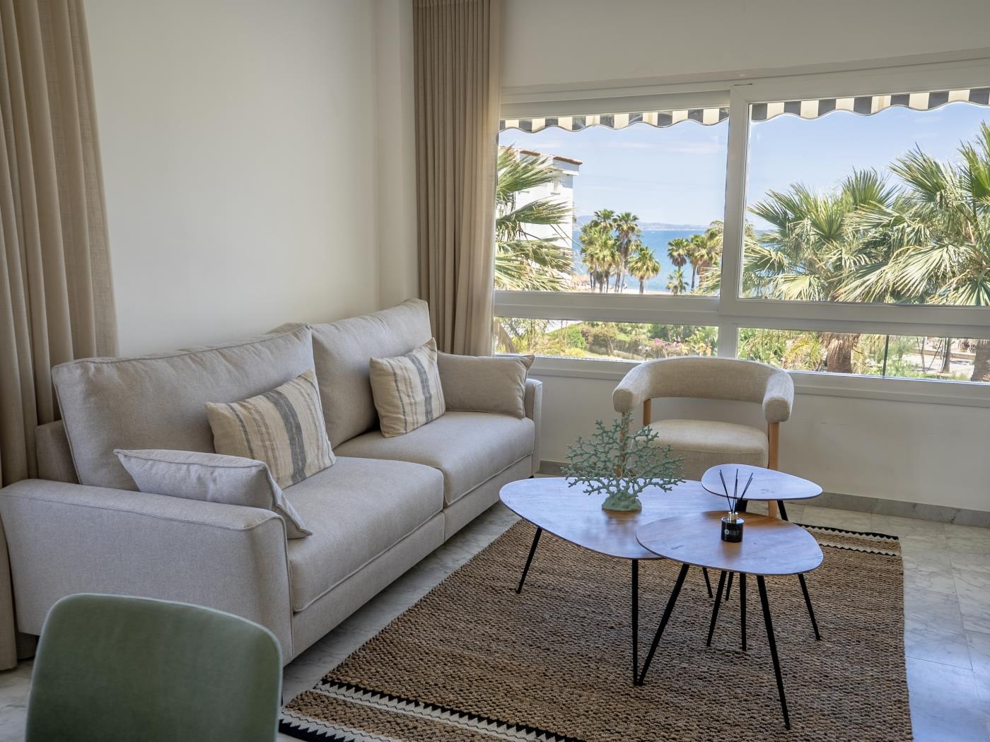 Banús Playa Rocío Seaside Residential apartment