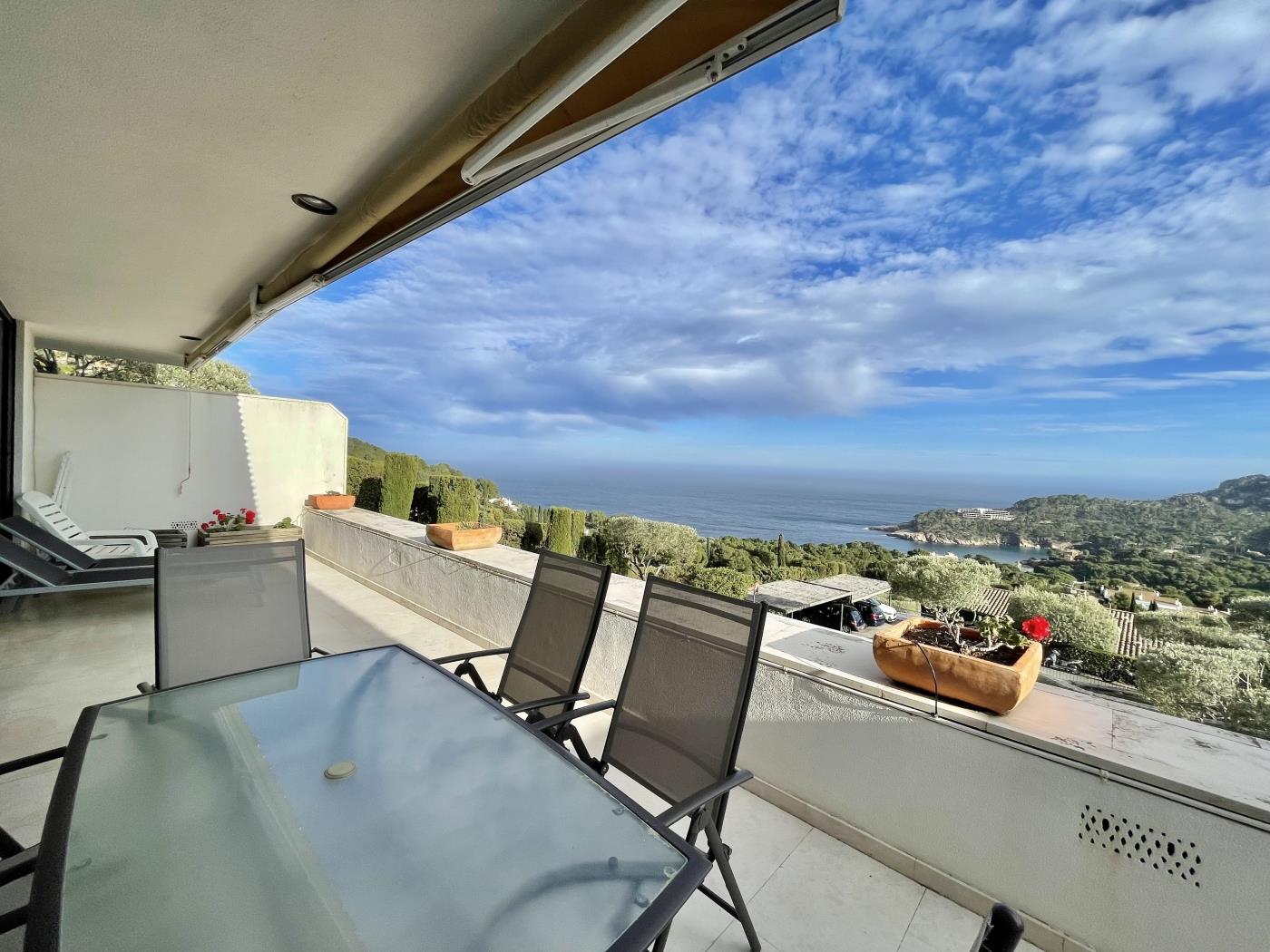 Apartment: Les Oliveres, Begur in begur