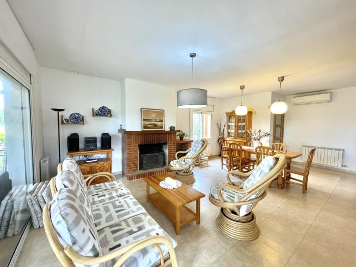 apartamentos ATA associacio Girona