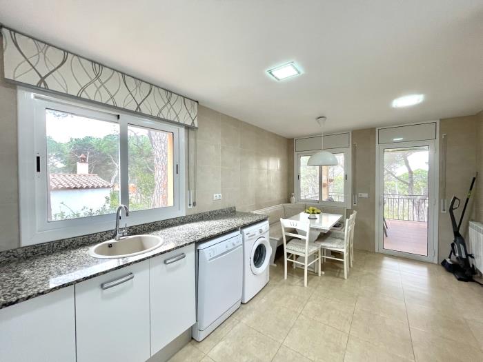 apartamentos ATA associacio Girona