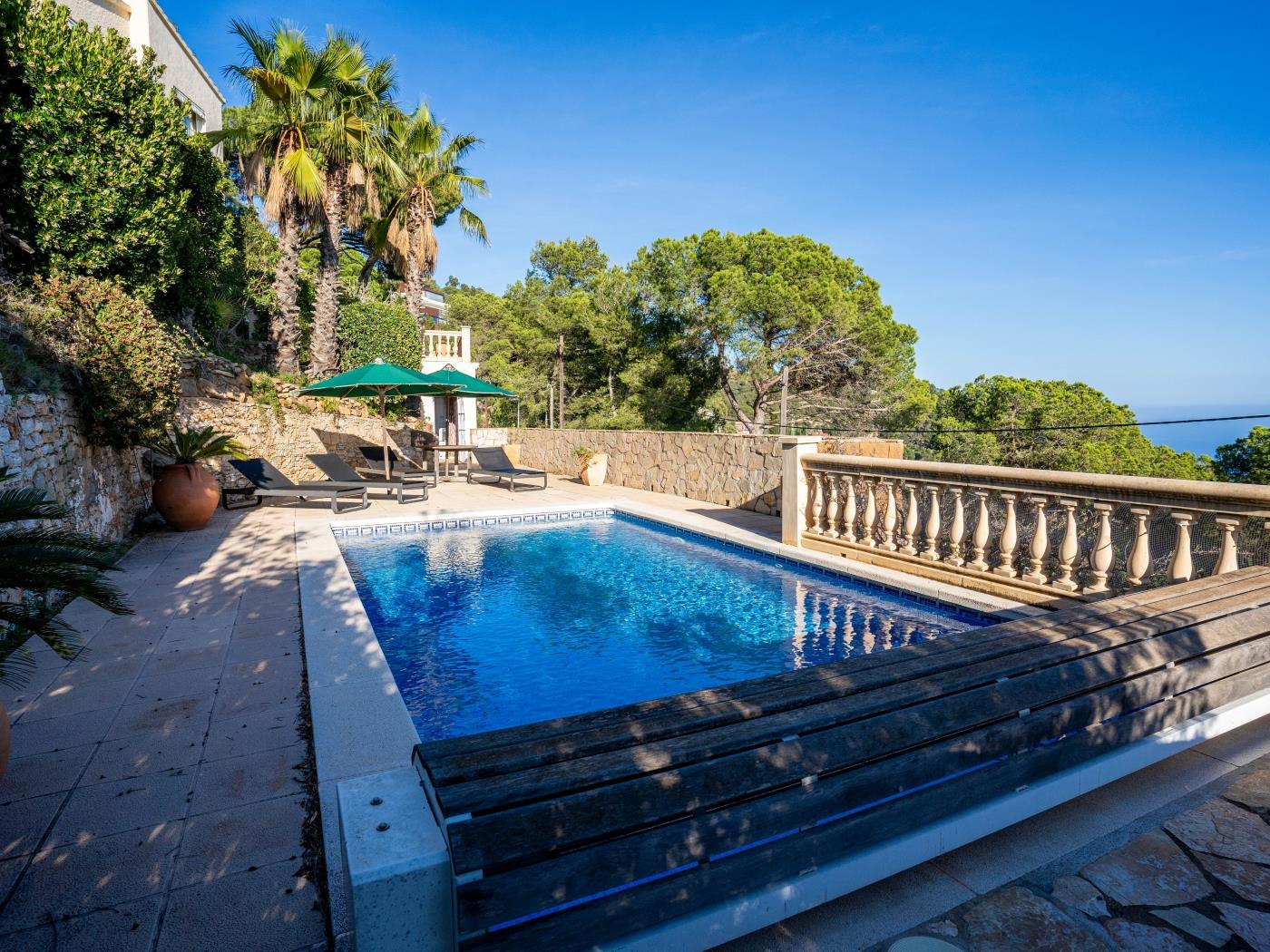 Fantastic 2,000 m² house with views of Aiguablava Bay. in Begur