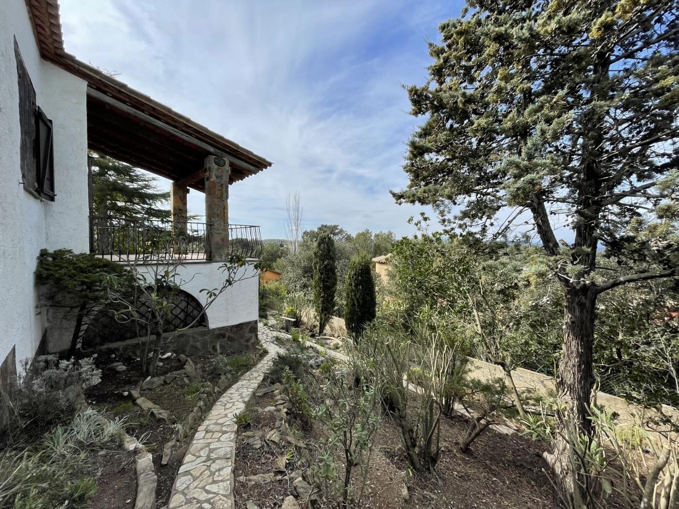 House with Stunning Views and Garden in Begur in Begur