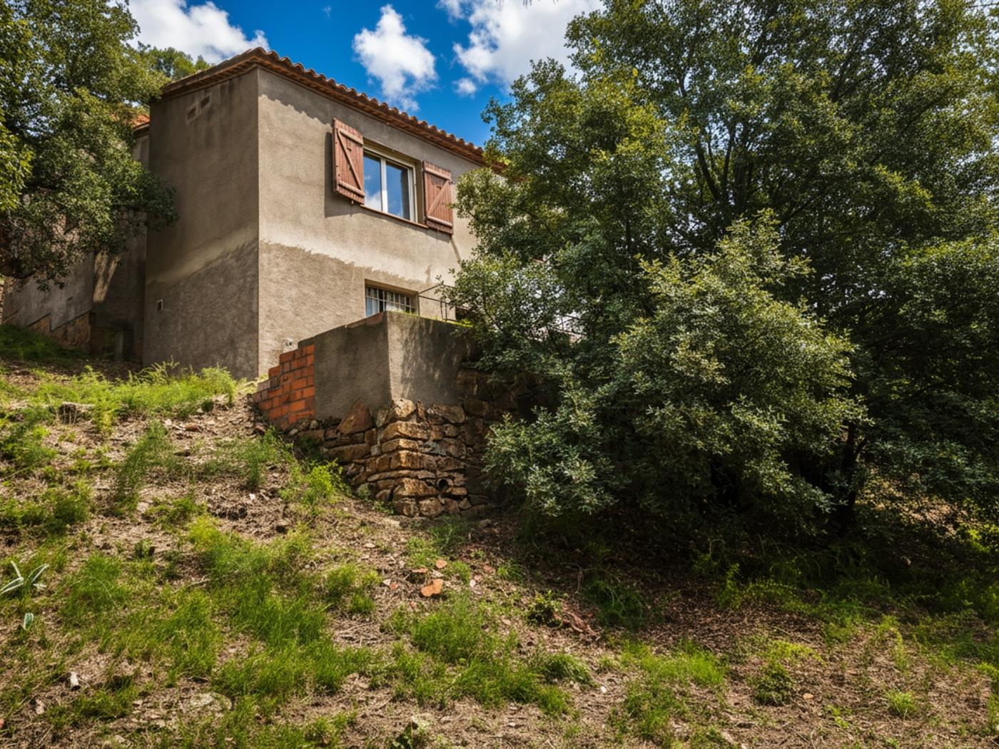 Gemütliches Haus mit Terrasse und Privatsphäre in Residencial Beg in Begur