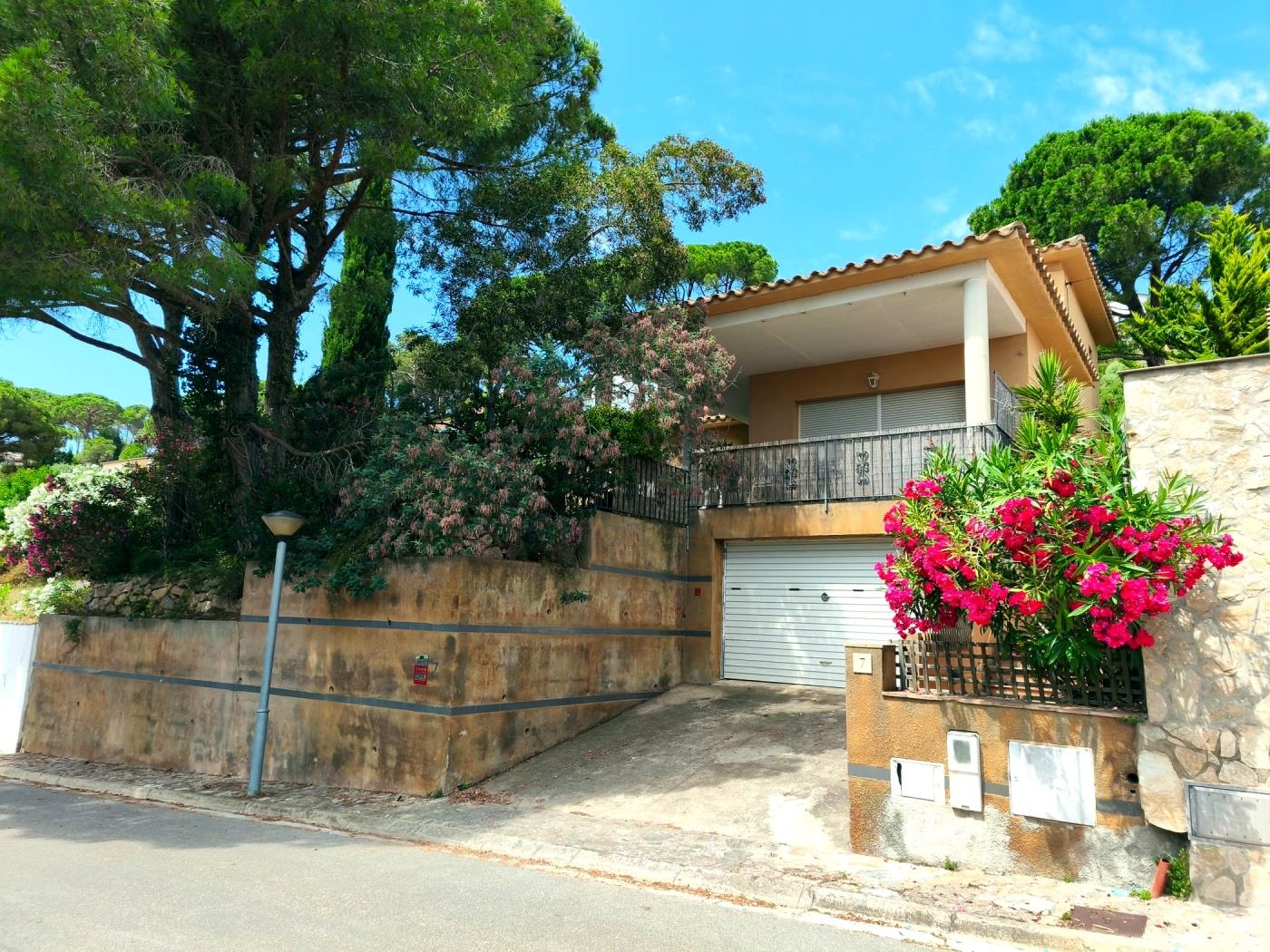 Casa Mimosa amb piscina privada i vistes al mar a Begur a Begur