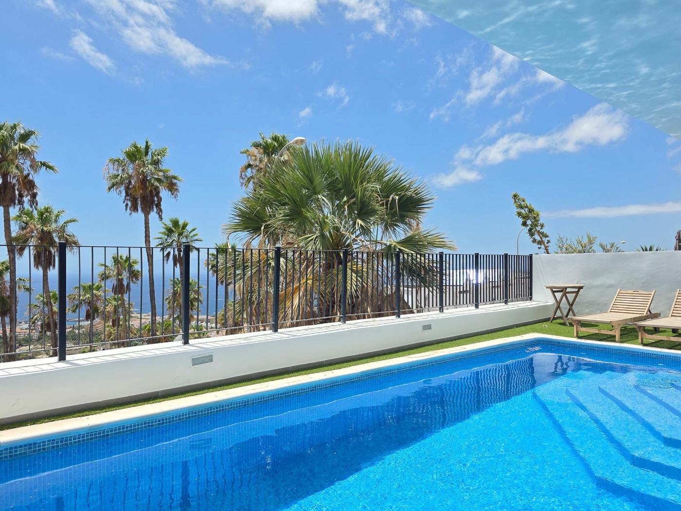 Karat Villa Pyrite Costa Adeje in Costa Adeje