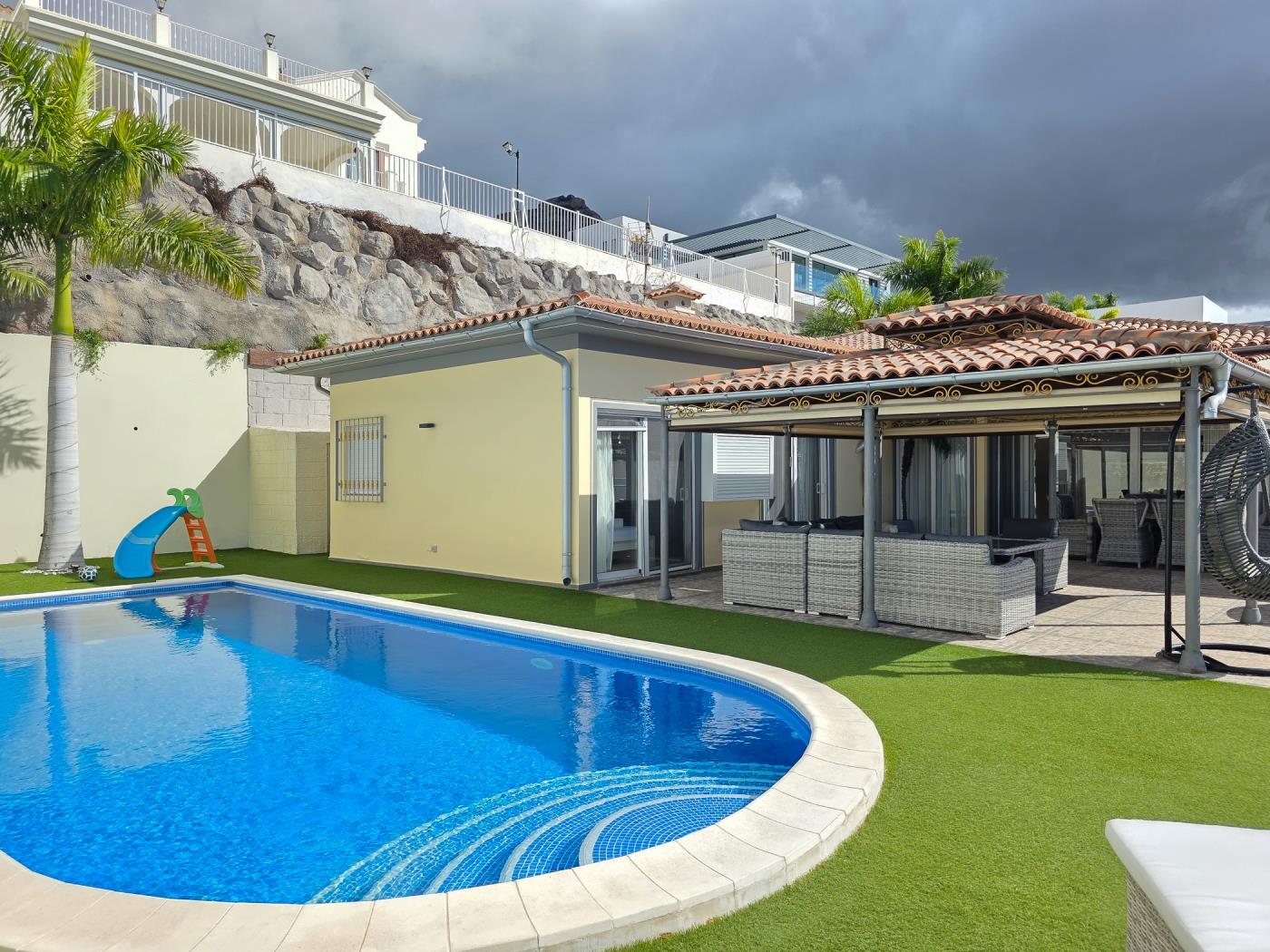 KARAT Villa Roque del Conde in Costa Adeje